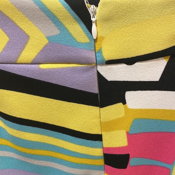 A Beautiful Nine West Skirt! - Picture 13 of 13